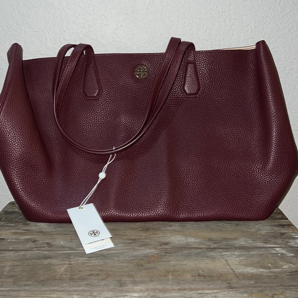 Tory Burch Tote Shopping Bag Style 22159775 NWT